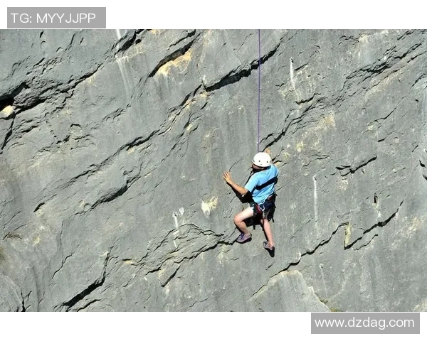 成都攀岩队的奋斗与突破：一段激情与挑战交织的攀岩纪实之旅