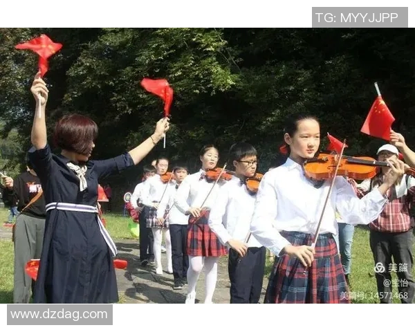 花儿与少年足球明星的成长之路与梦想追逐的精彩篇章